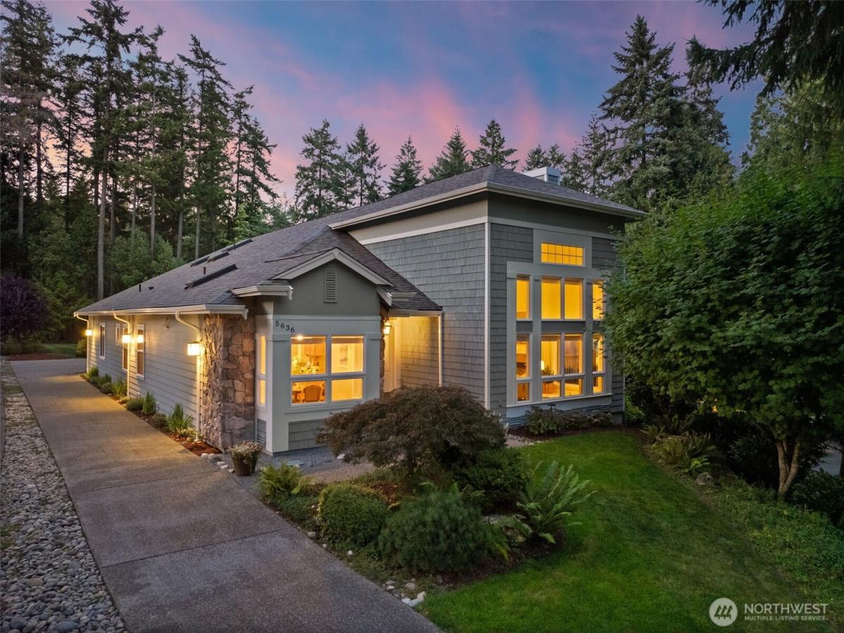 MLS #NWM2409765 image #0