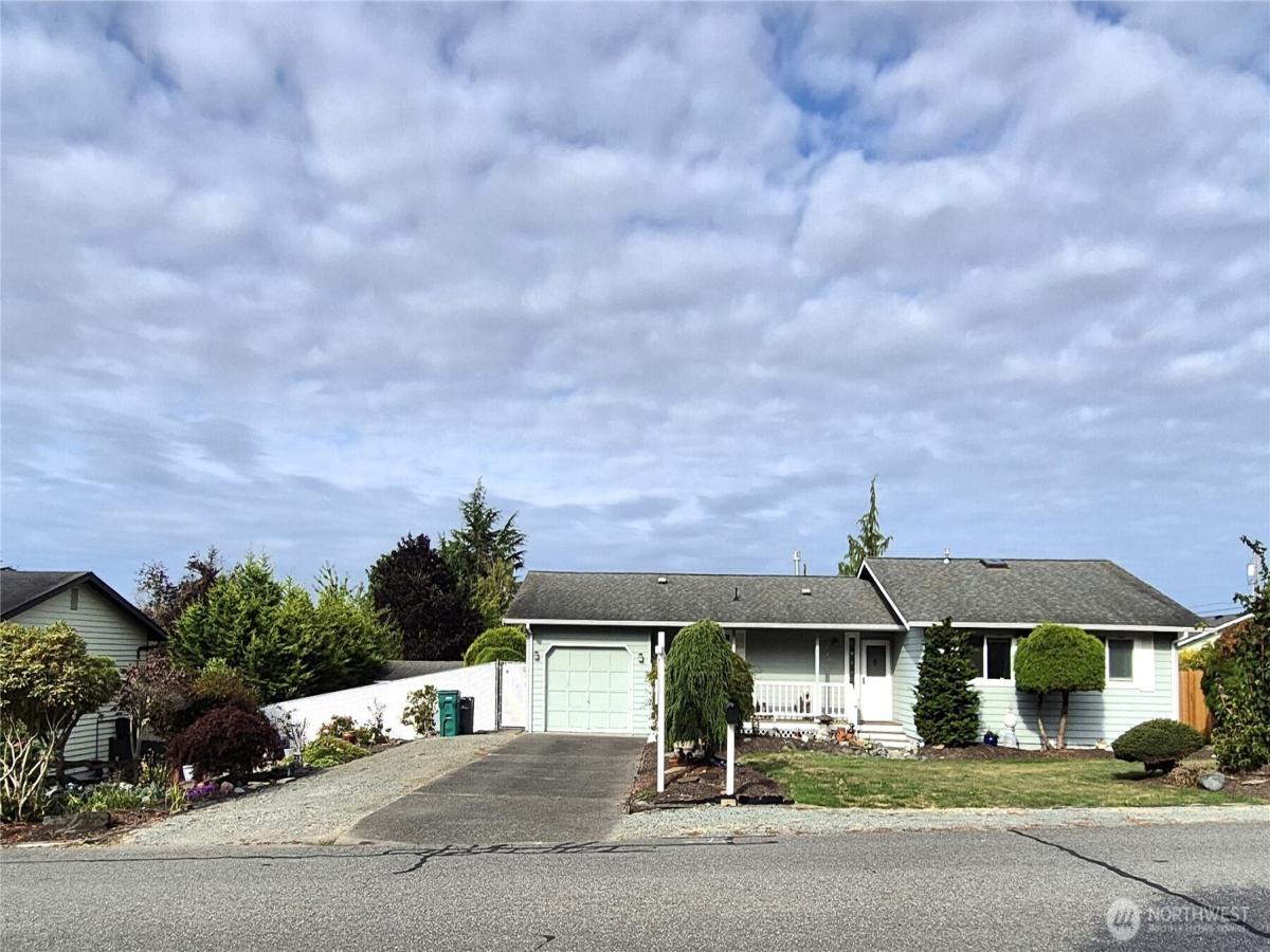 MLS #NWM2409821 image #0