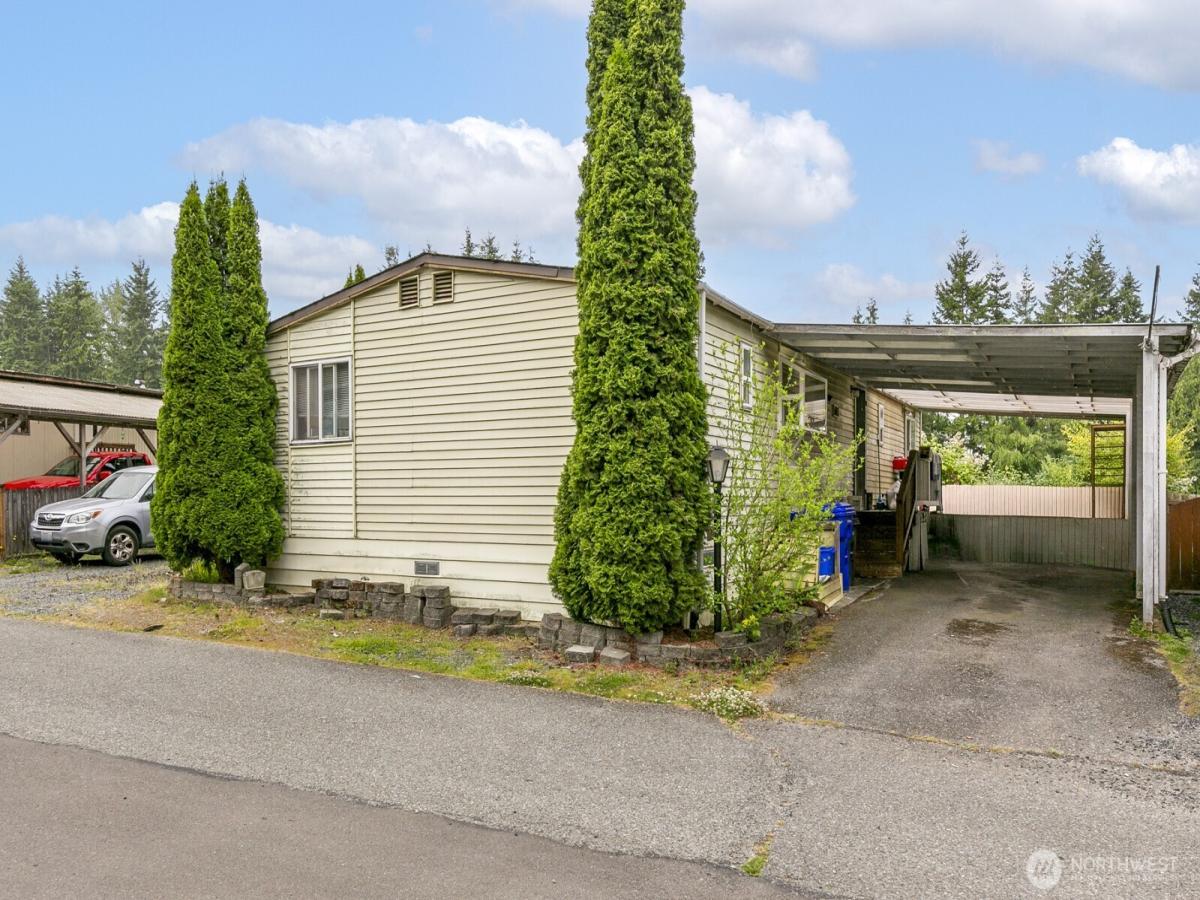 MLS #NWM2409832 image #0