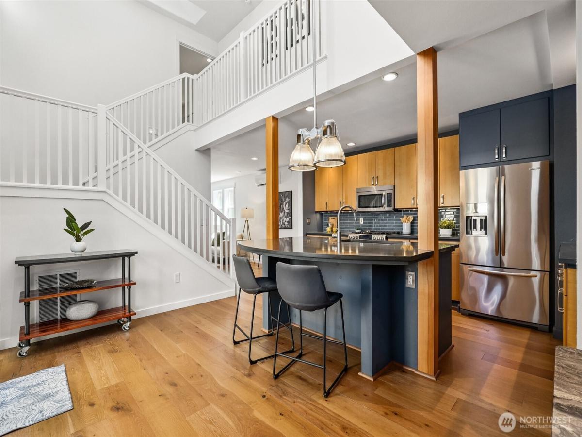 MLS #NWM2409880 image #0