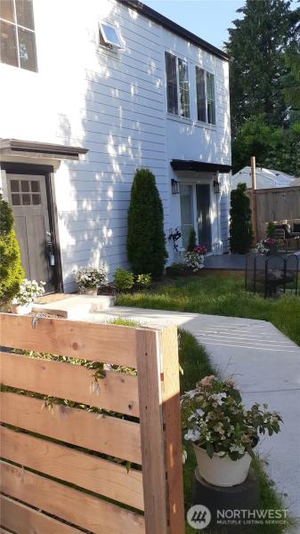 MLS #NWM2374202 image #0