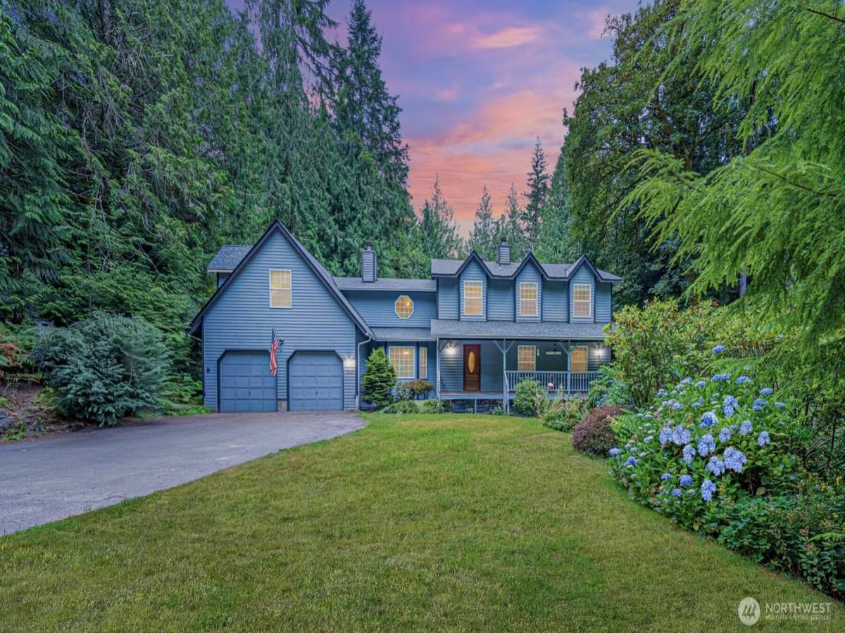 MLS #NWM2410645 image #0