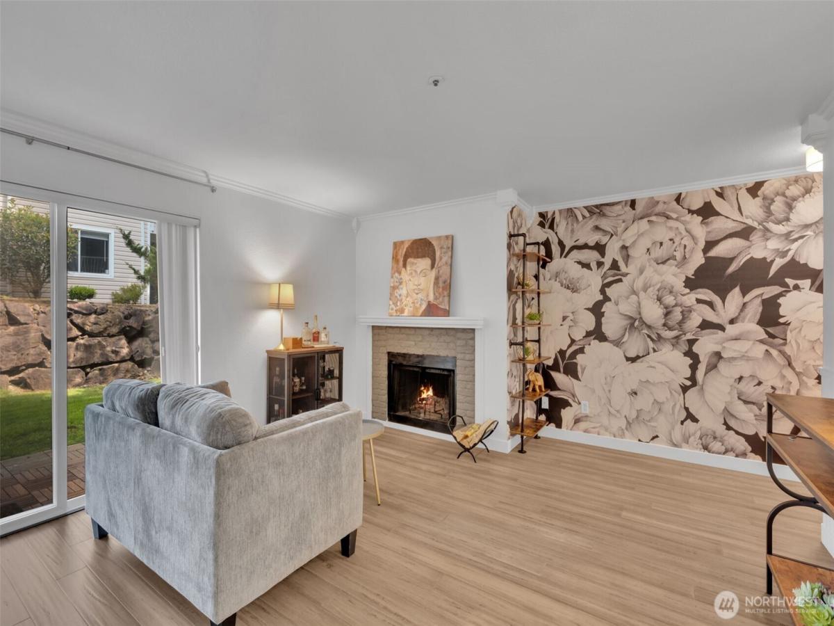 MLS #NWM2410738 image #0