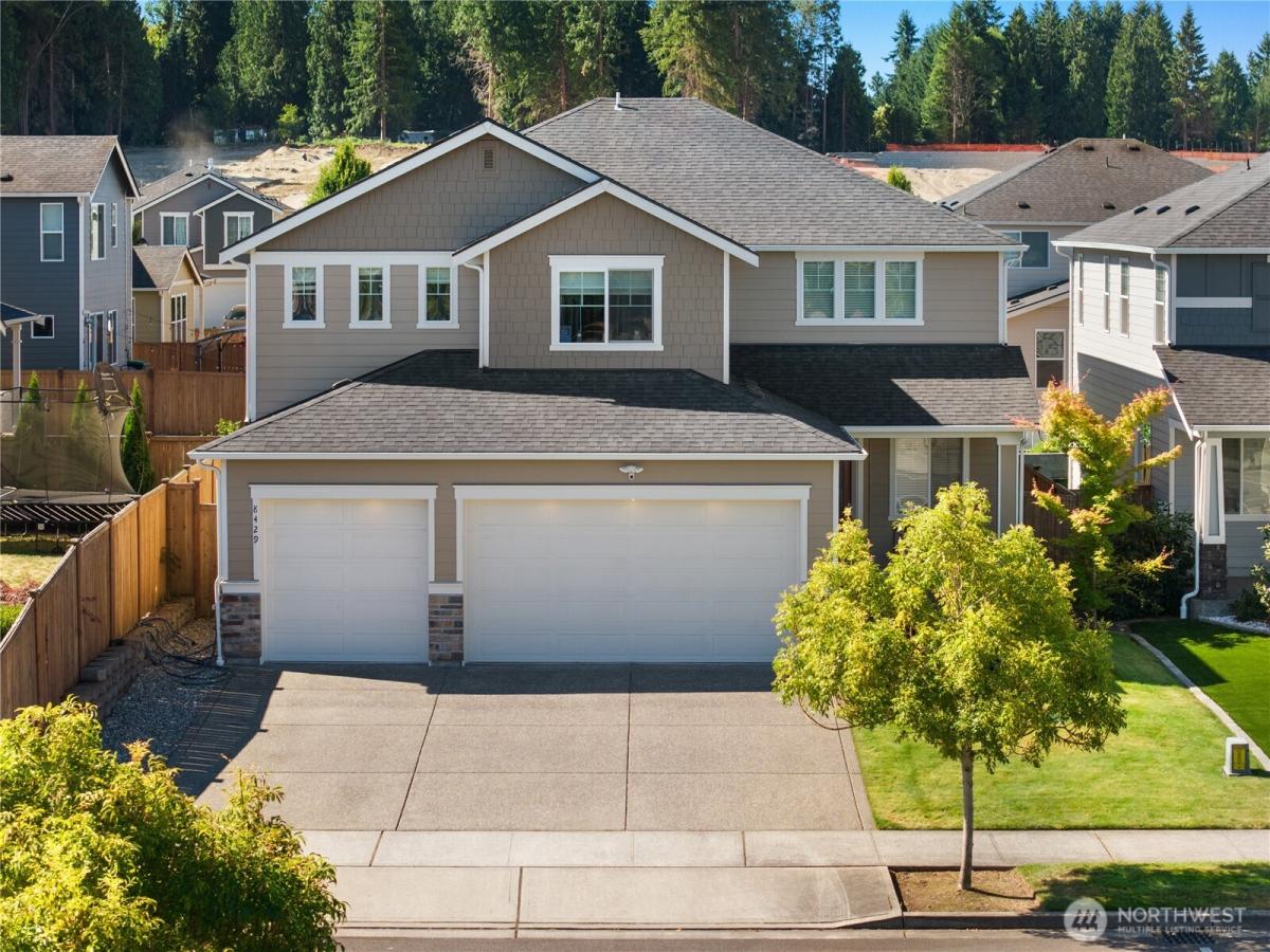 MLS #NWM2411113 image #0