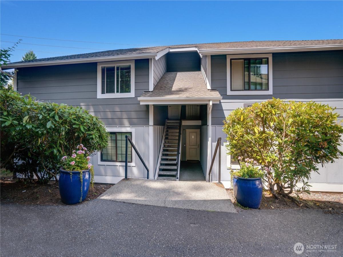 MLS #NWM2411742 image #0