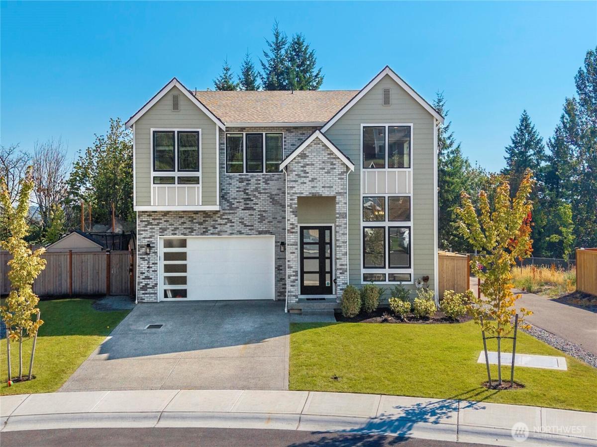 MLS #NWM2411922 image #0