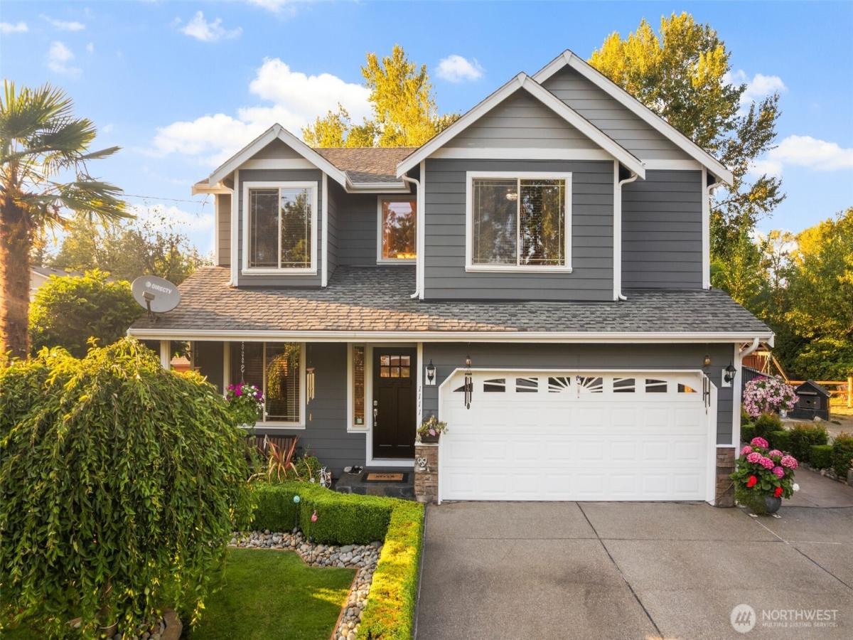 MLS #NWM2412312 image #0