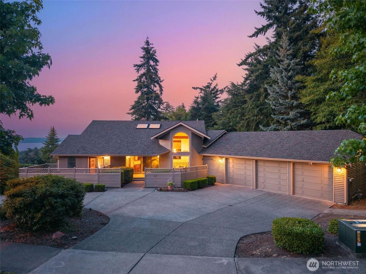 MLS #NWM2412574 image #0