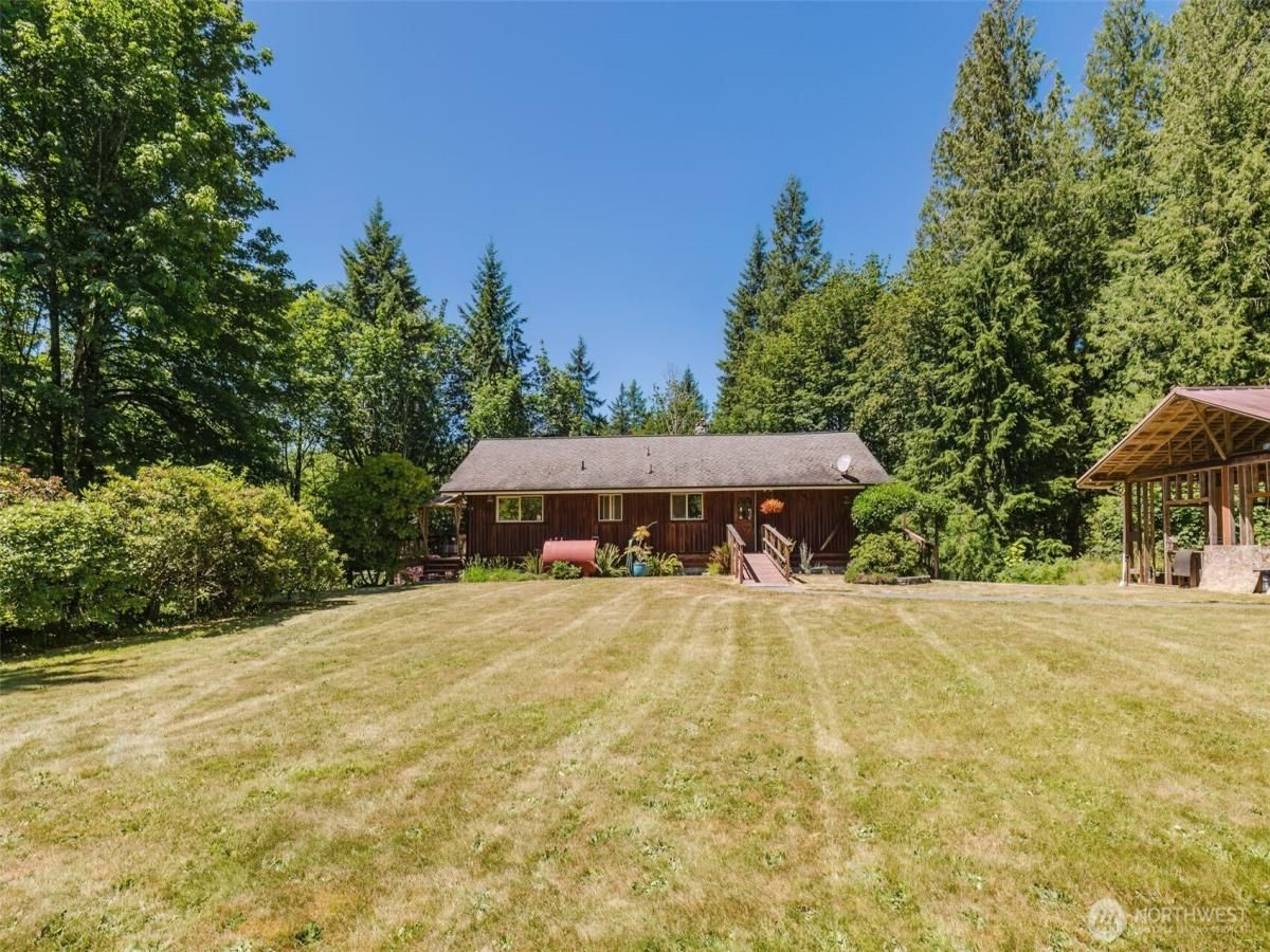 MLS #NWM2412648 image #0