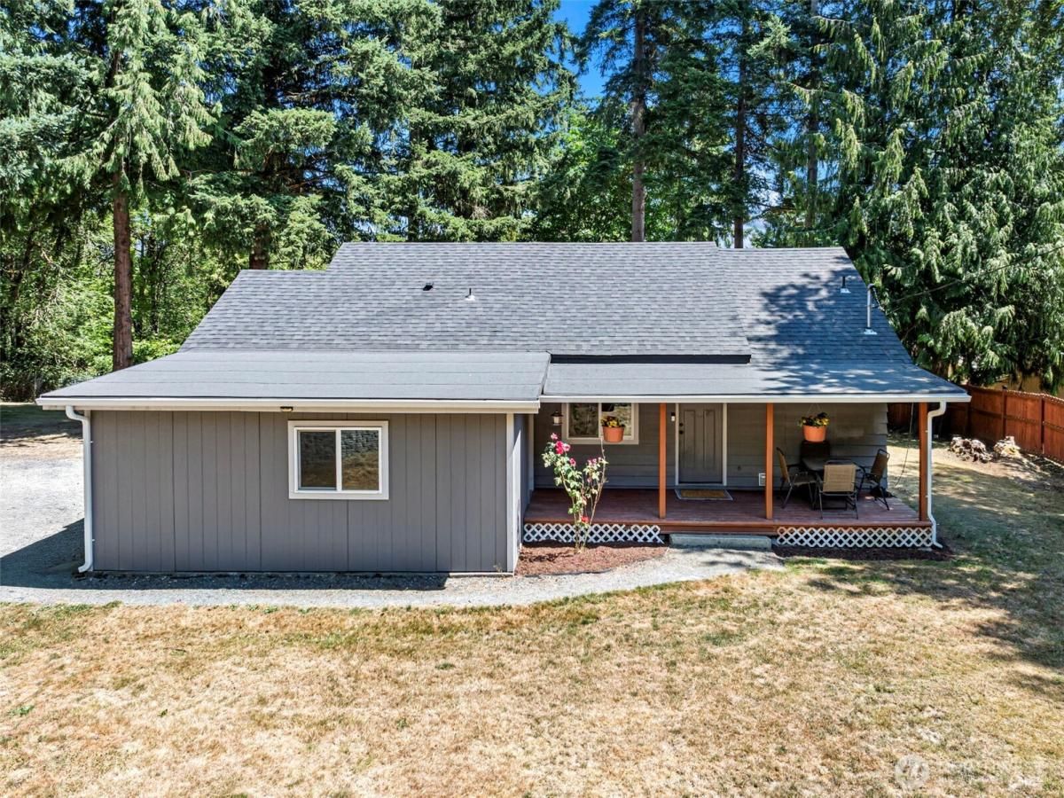 MLS #NWM2412656 image #0