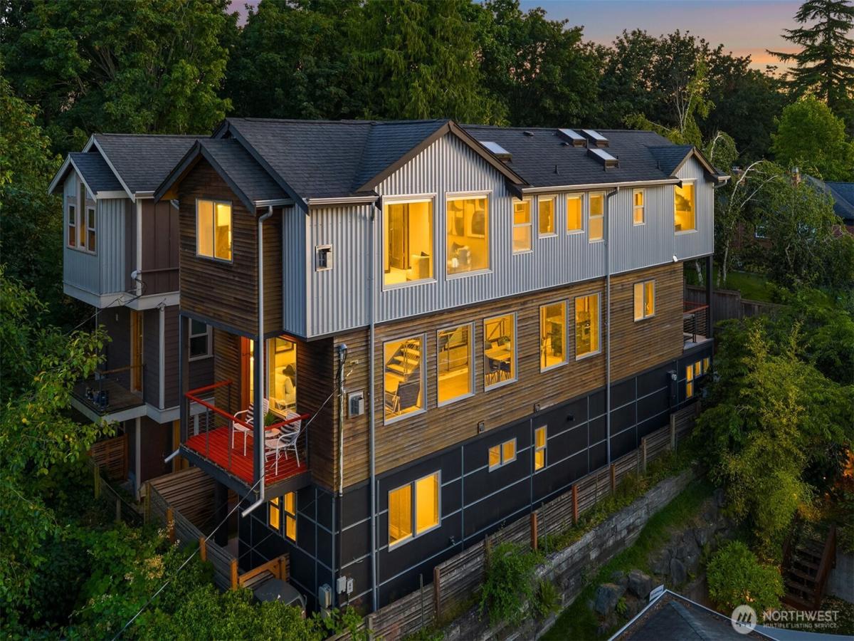 MLS #NWM2412789 image #0