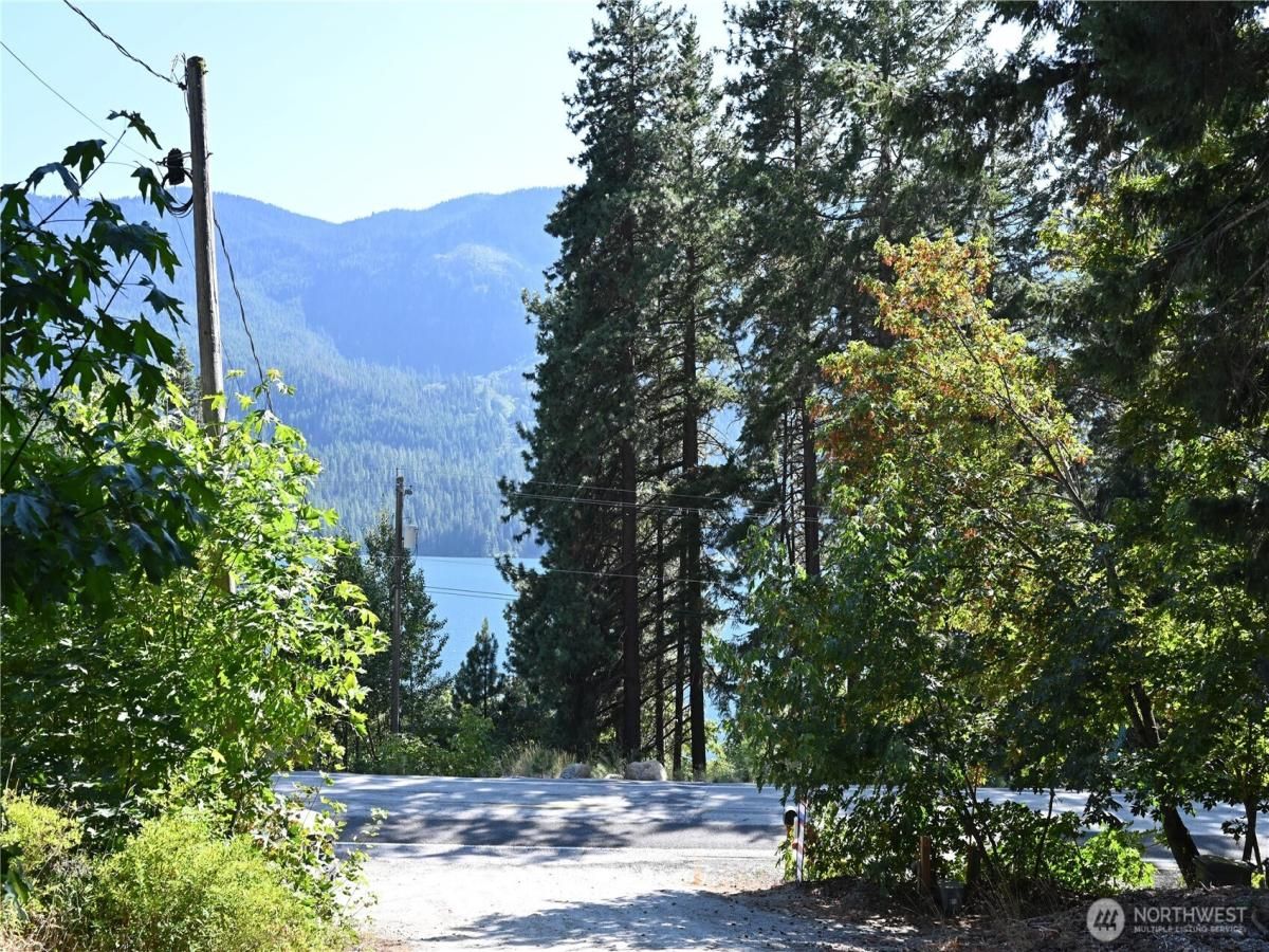 MLS #NWM2413291 image #0