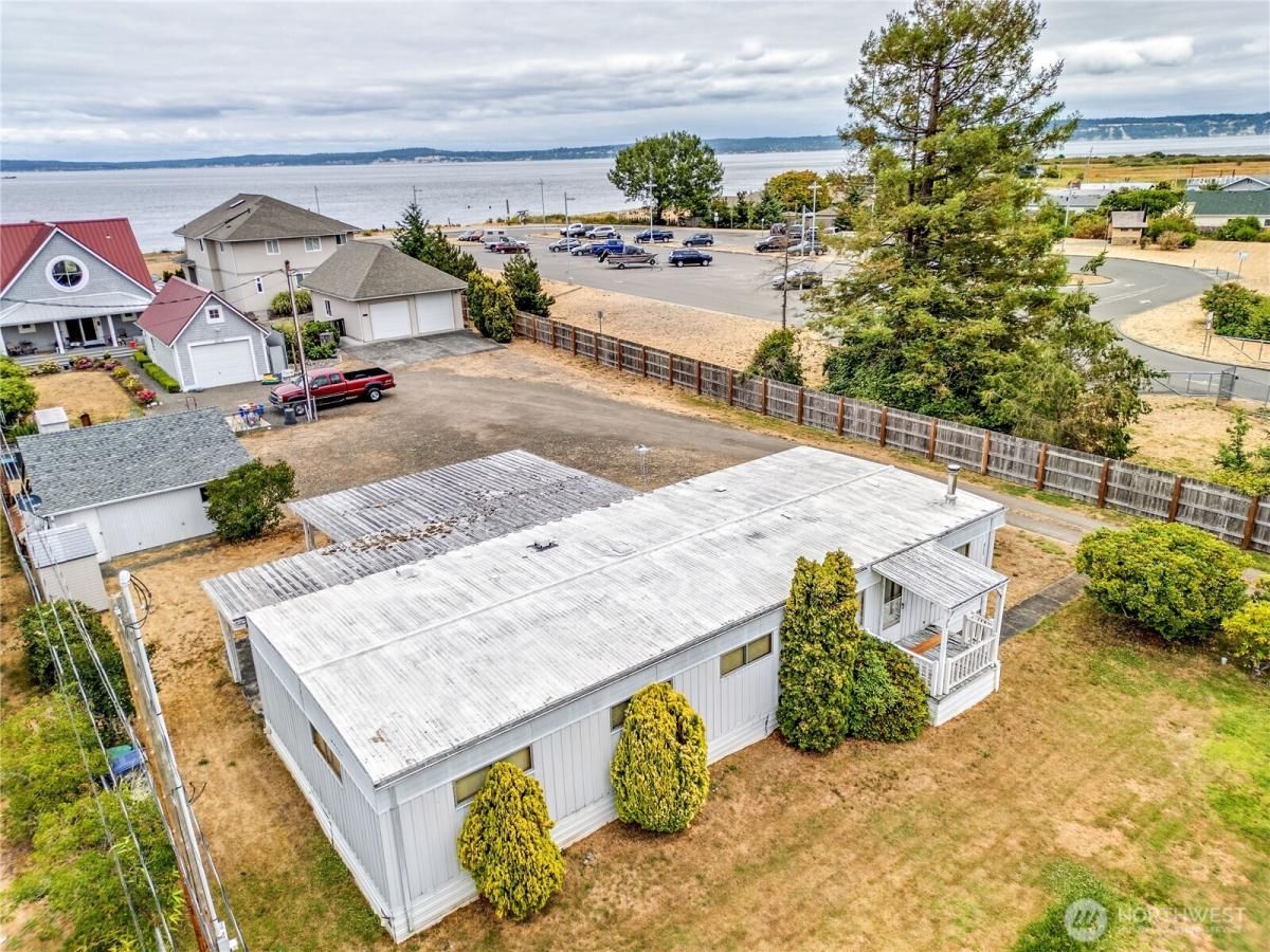 MLS #NWM2413305 image #0