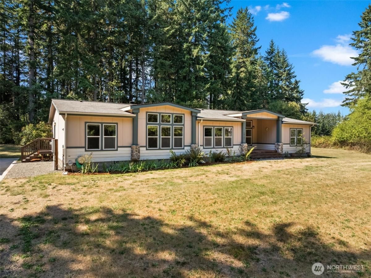 MLS #NWM2413407 image #0