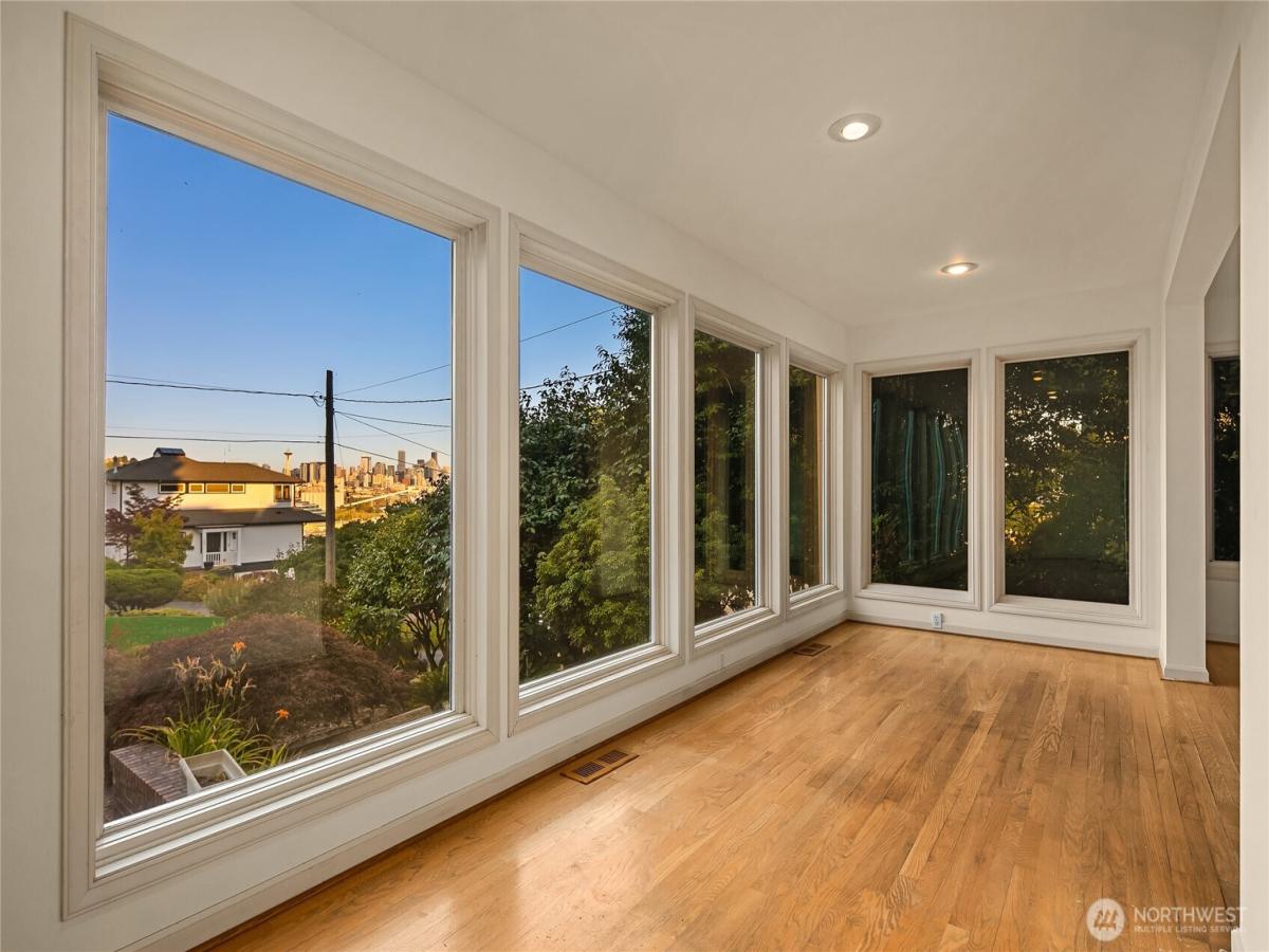 MLS #NWM2413521 image #0