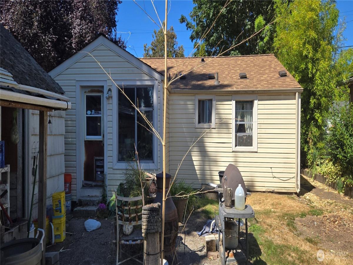 MLS #NWM2413566 image #0