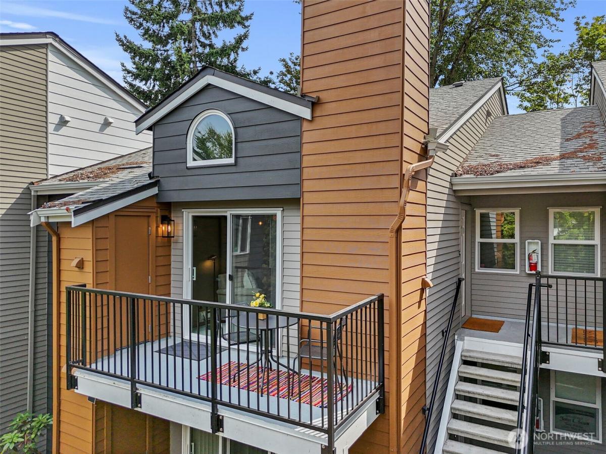 MLS #NWM2413690 image #0