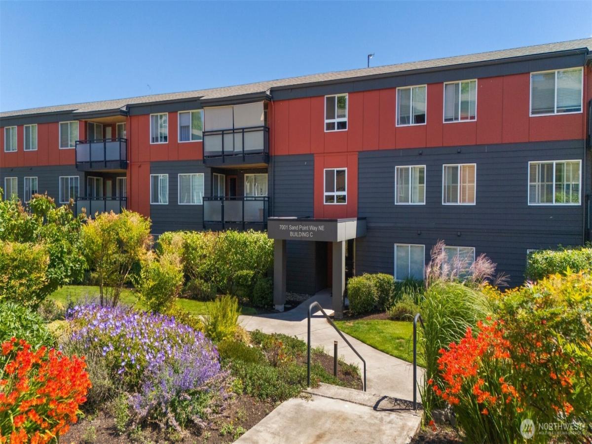 MLS #NWM2413894 image #0