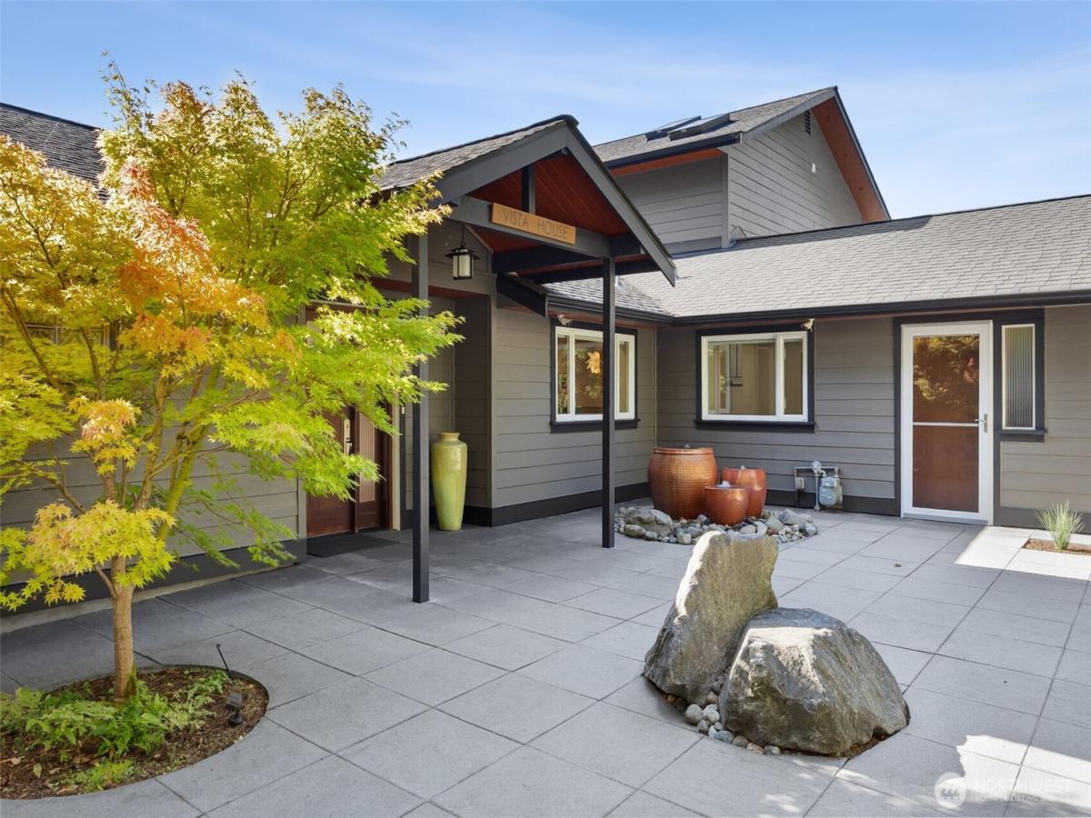 MLS #NWM2413915 image #0