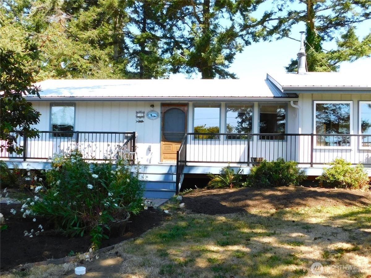 MLS #NWM2413986 image #0