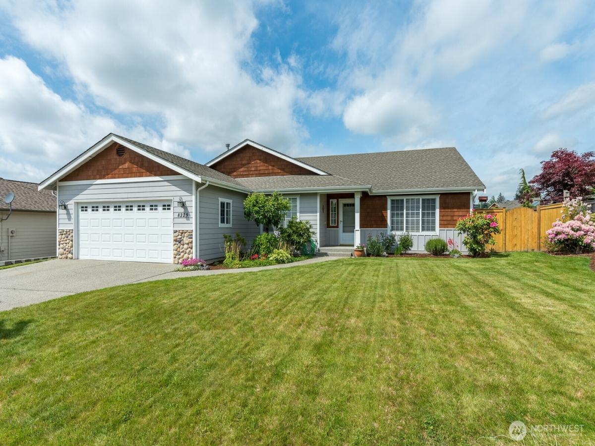 MLS #NWM2414055 image #0
