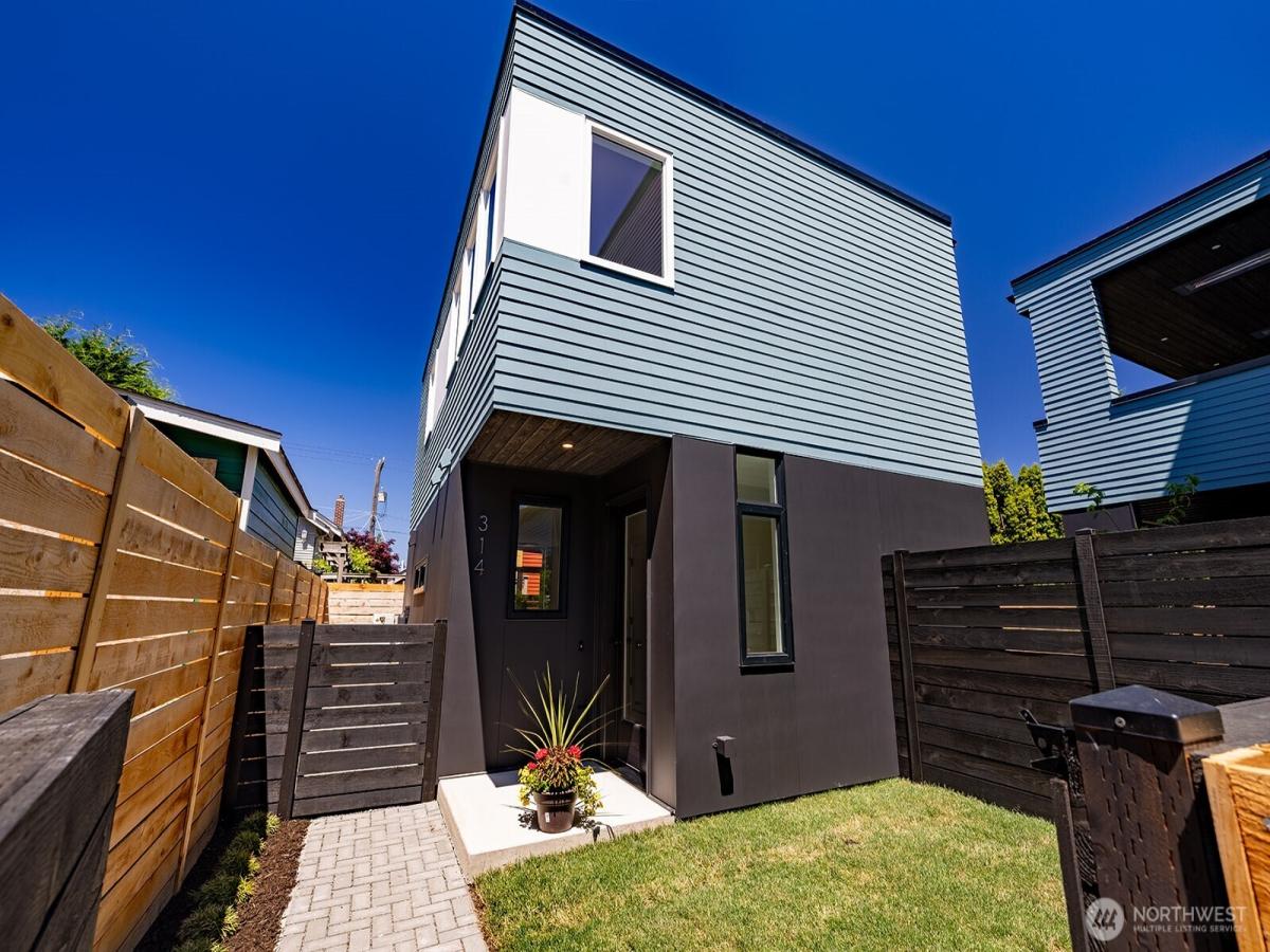 MLS #NWM2414076 image #0