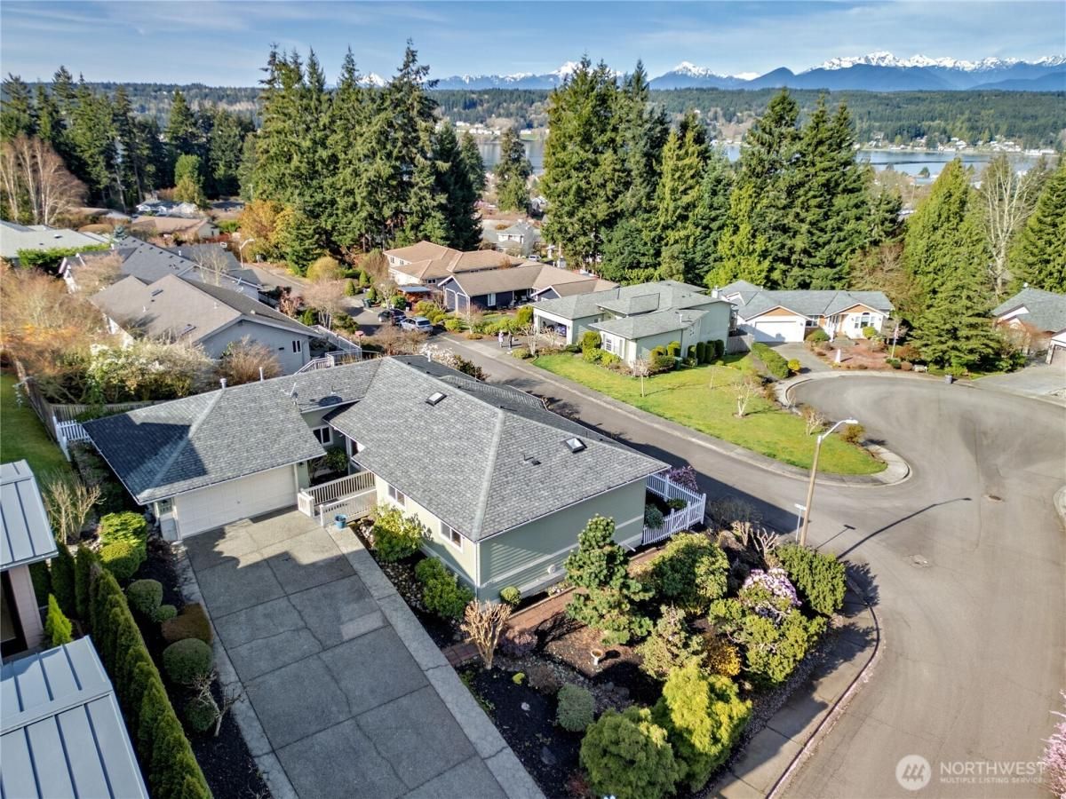 MLS #NWM2414206 image #0