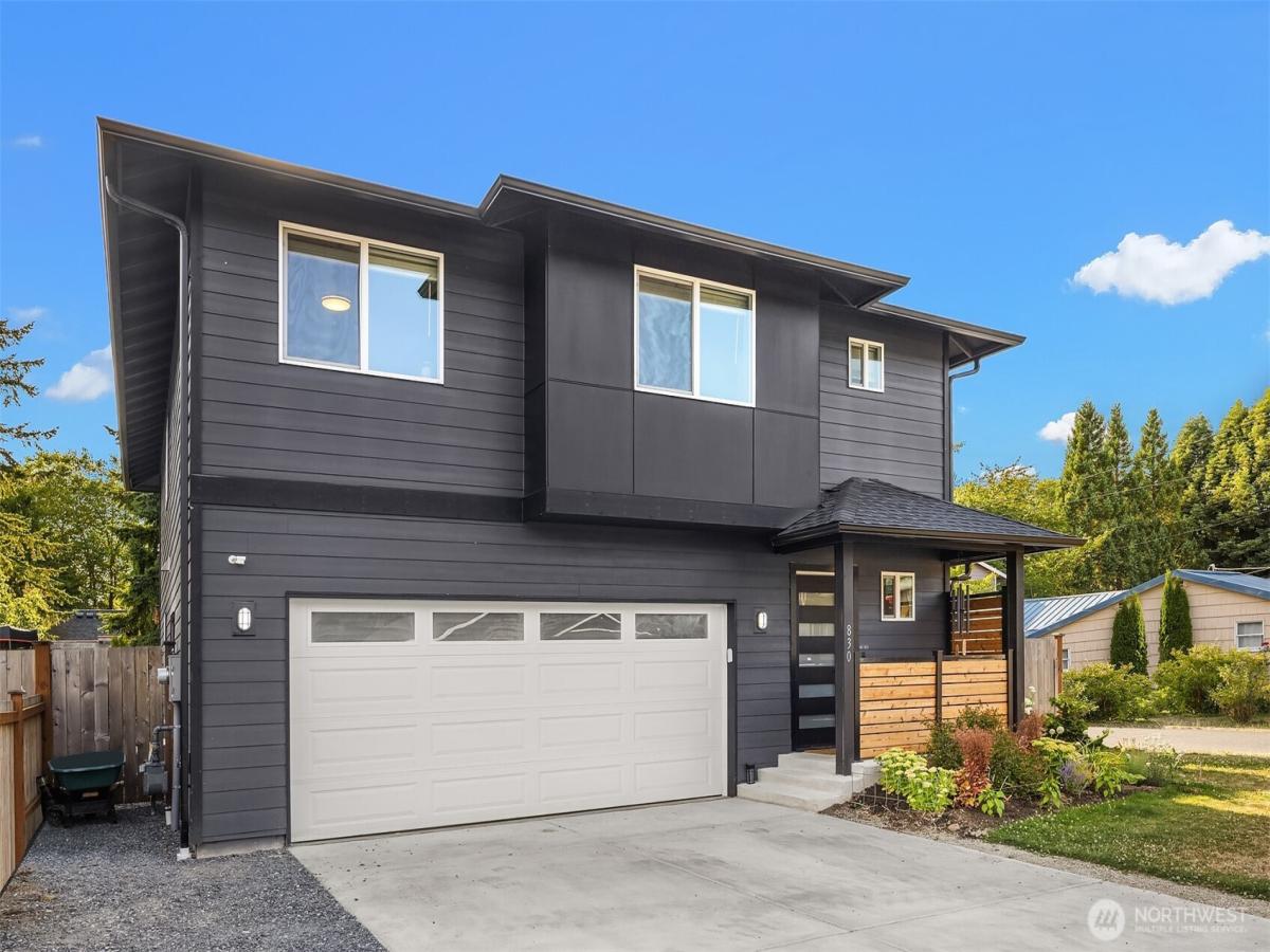 MLS #NWM2414232 image #0