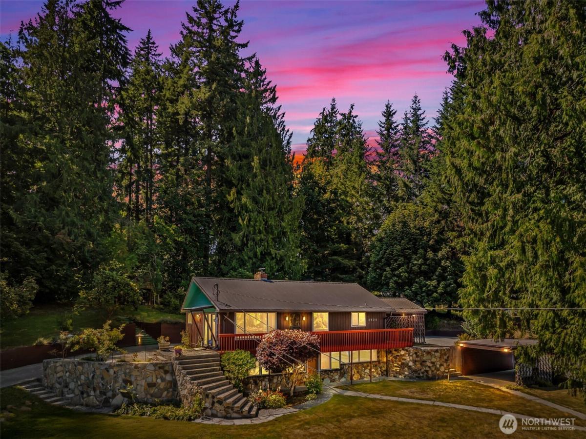 MLS #NWM2414288 image #0