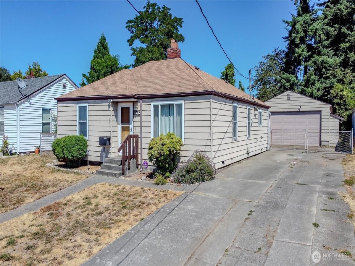 MLS #NWM2414773 image #0