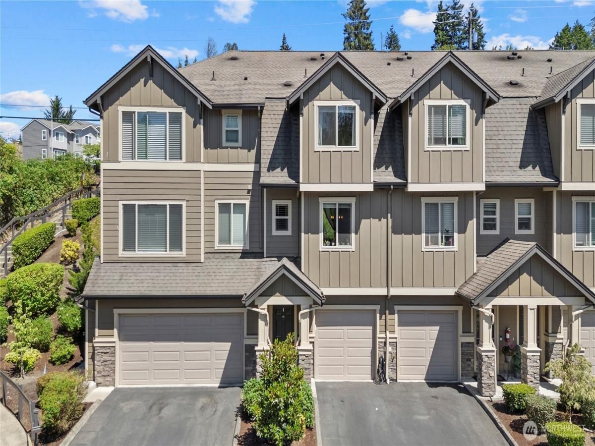 MLS #NWM2414942 image #0