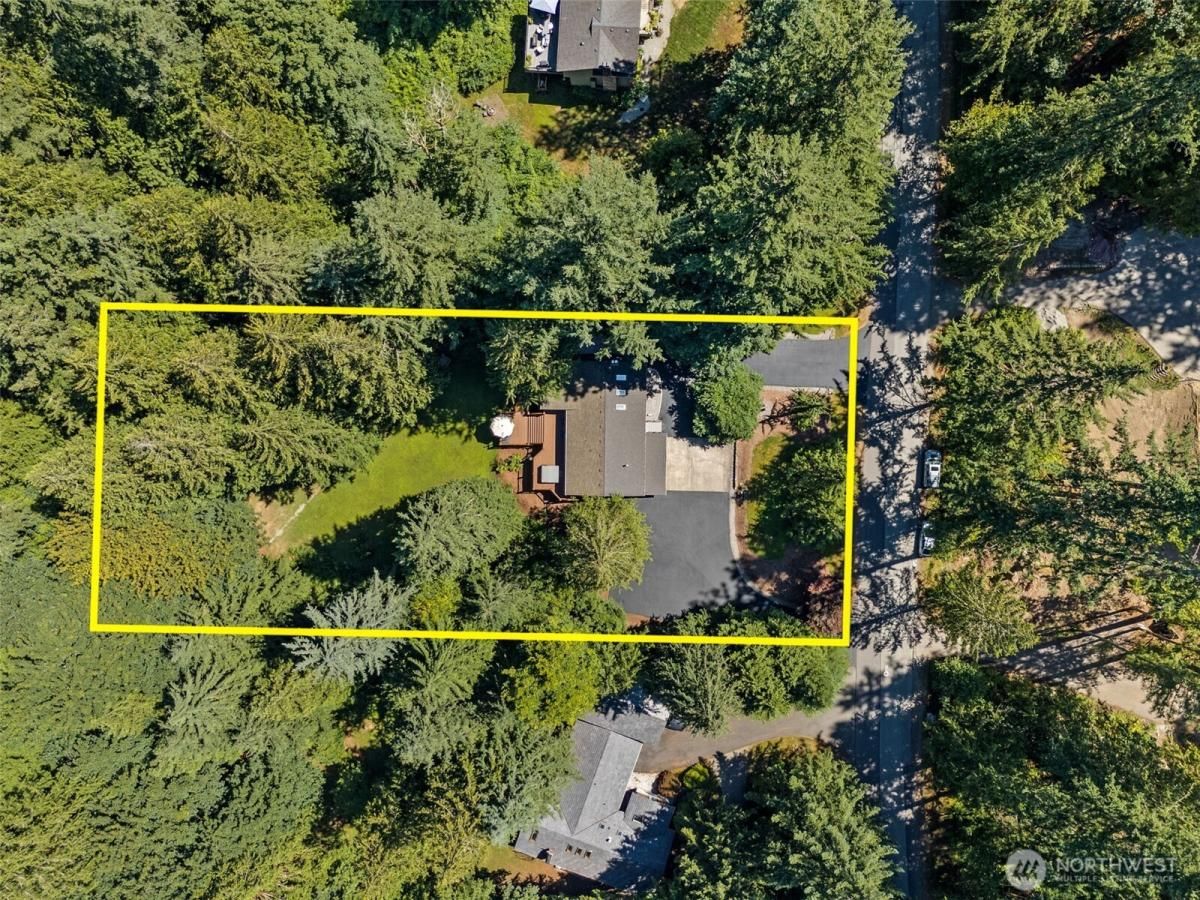 MLS #NWM2414958 image #0