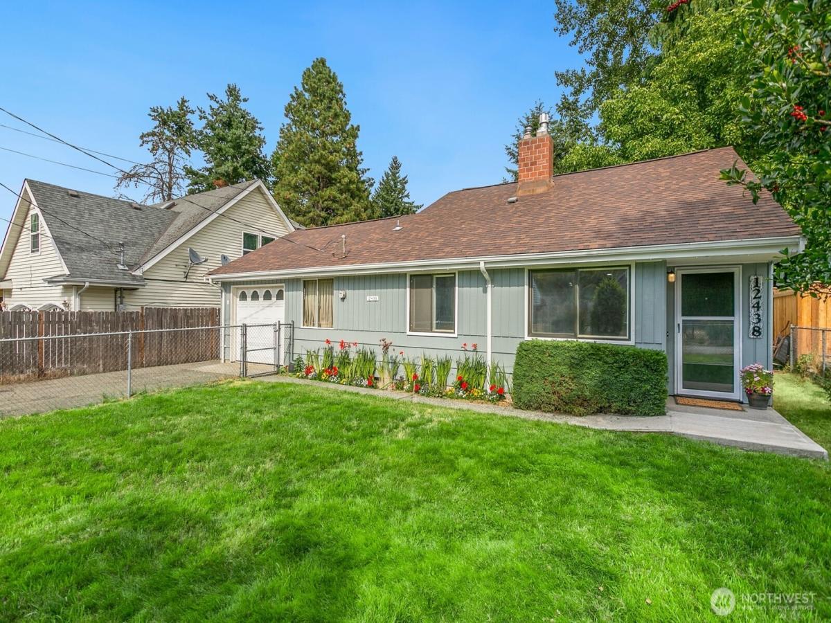 MLS #NWM2414972 image #0