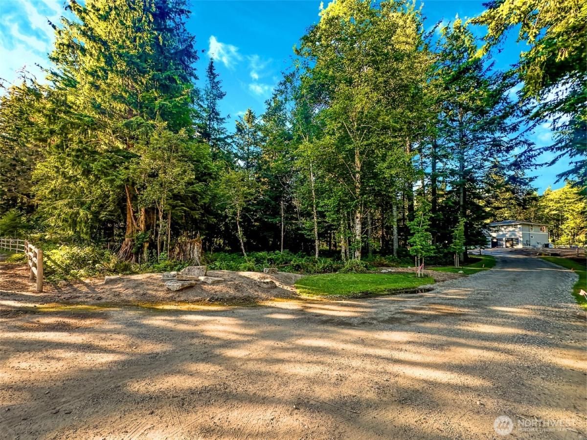 MLS #NWM2415146 image #0