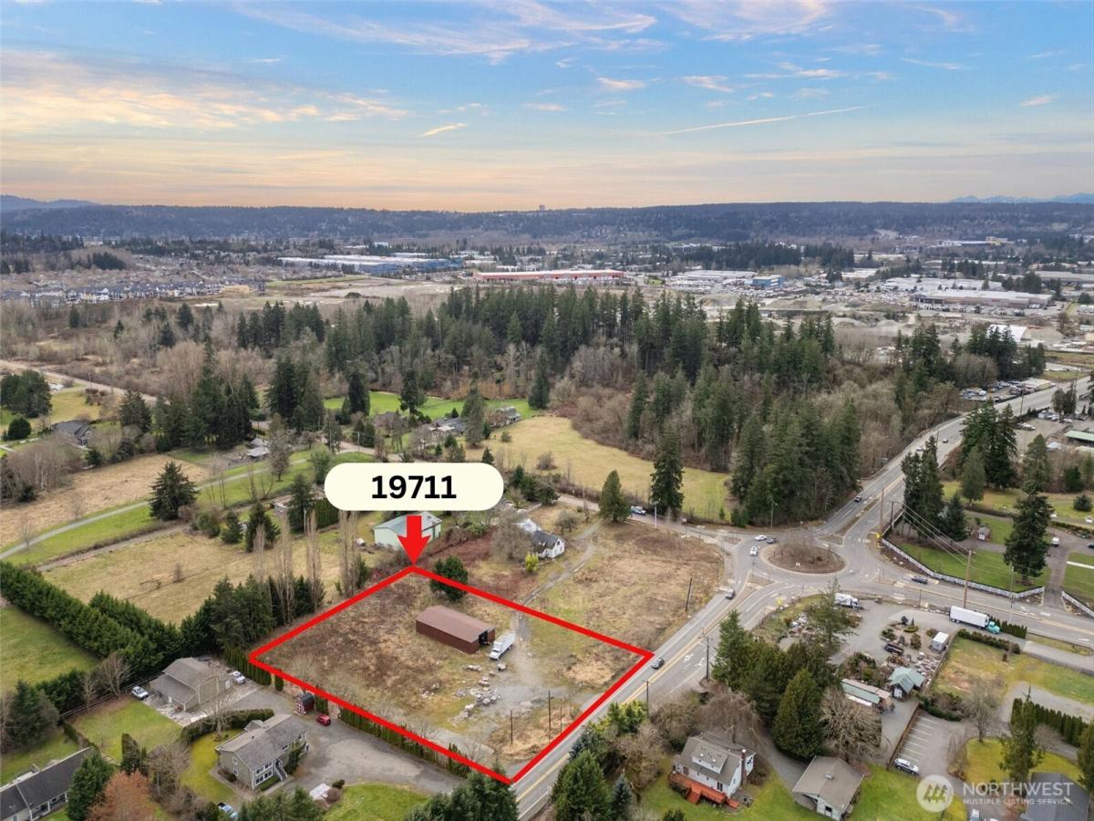 MLS #NWM2415276 image #0