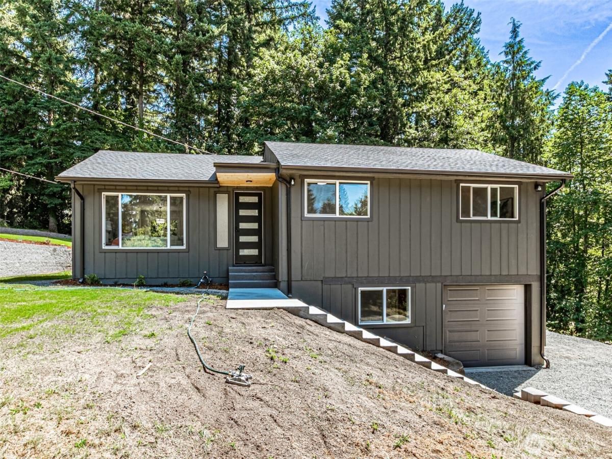 MLS #NWM2415299 image #0