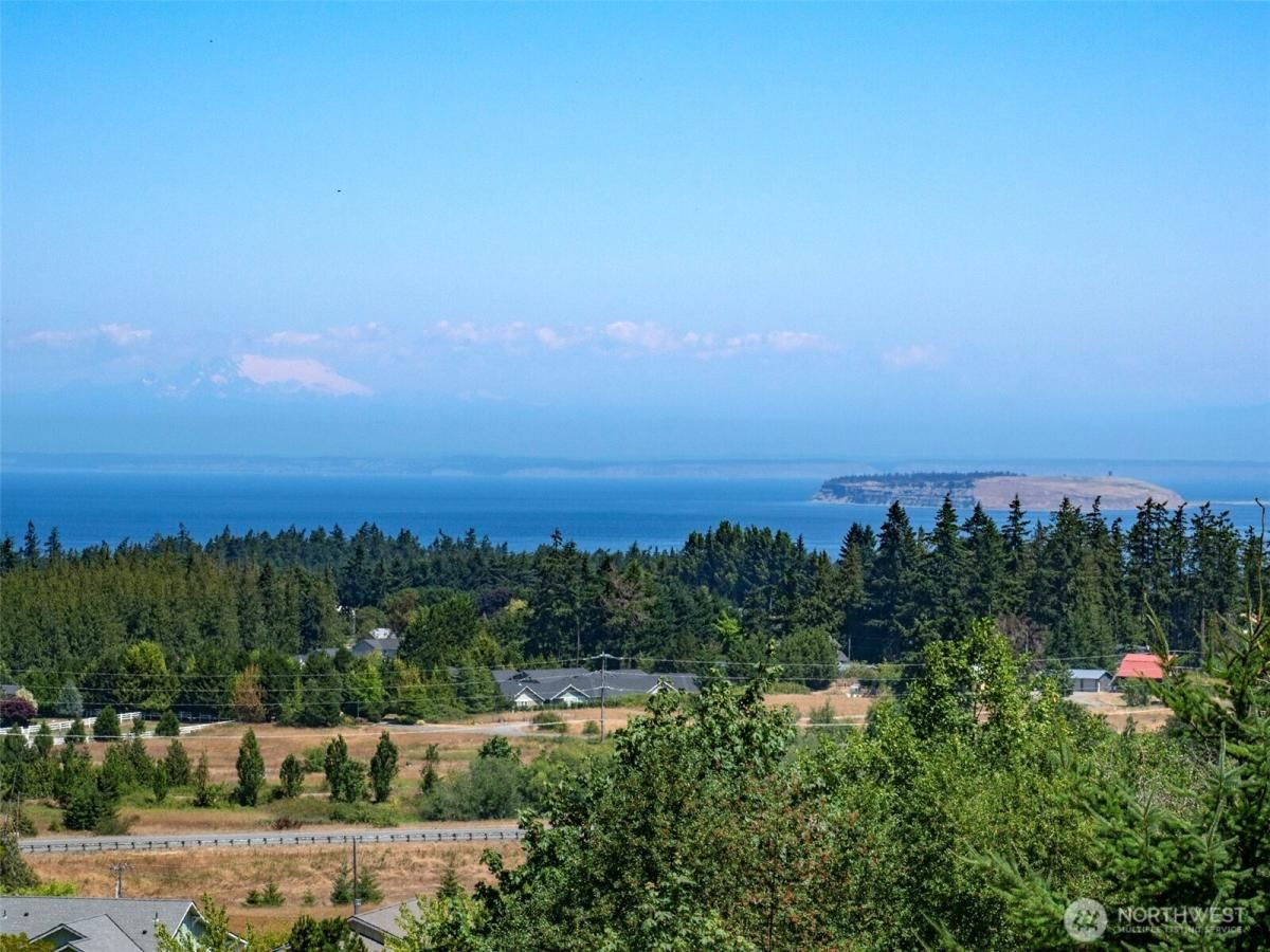 MLS #NWM2415708 image #0