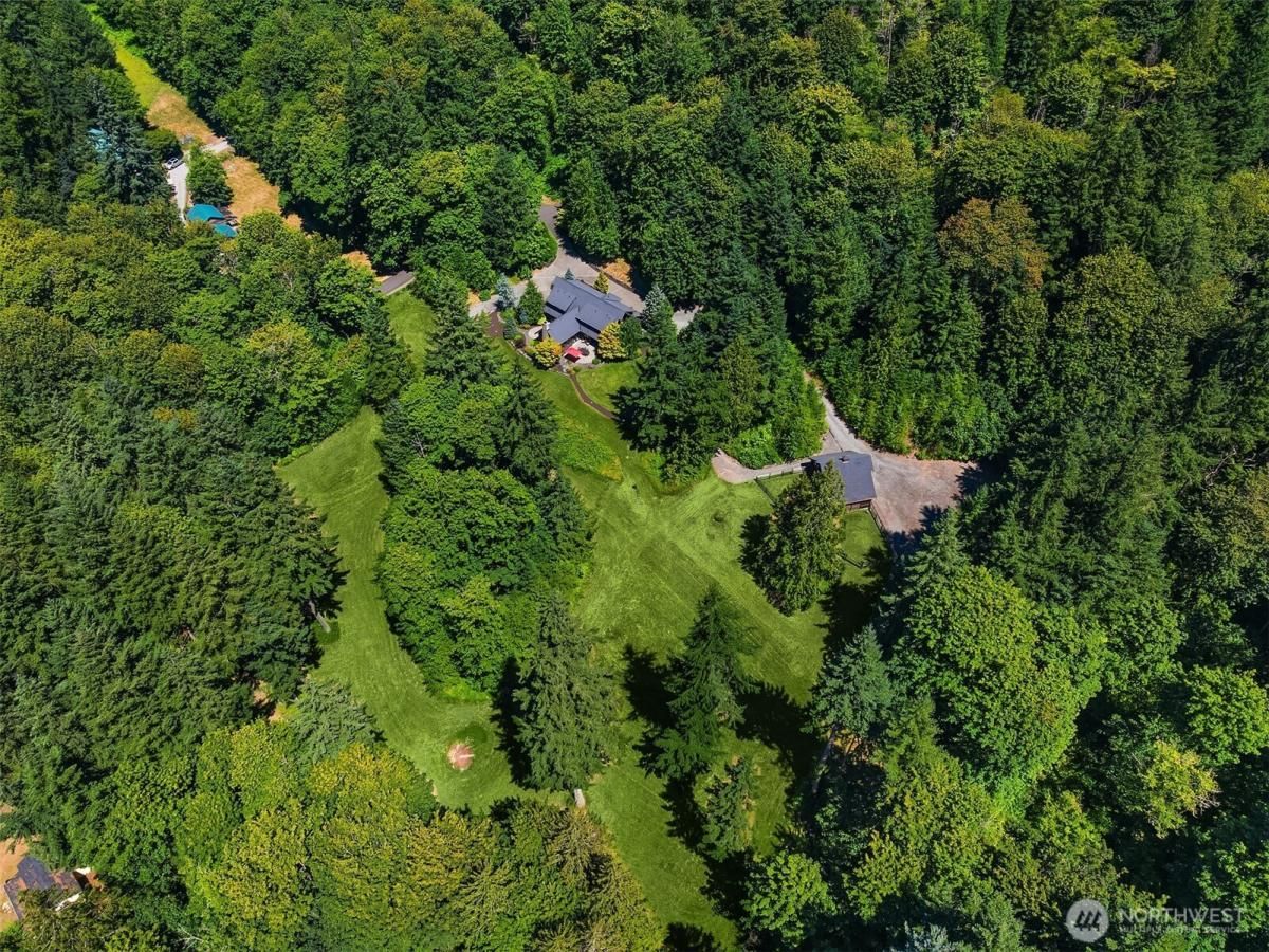 MLS #NWM2415757 image #0