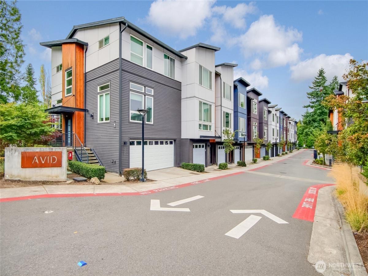 MLS #NWM2415892 image #0