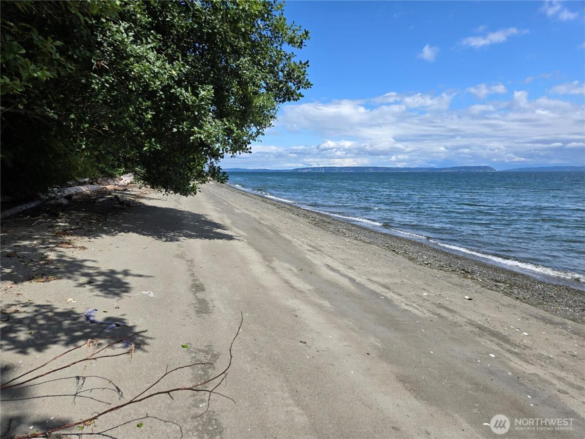 MLS #NWM2415975 image #0