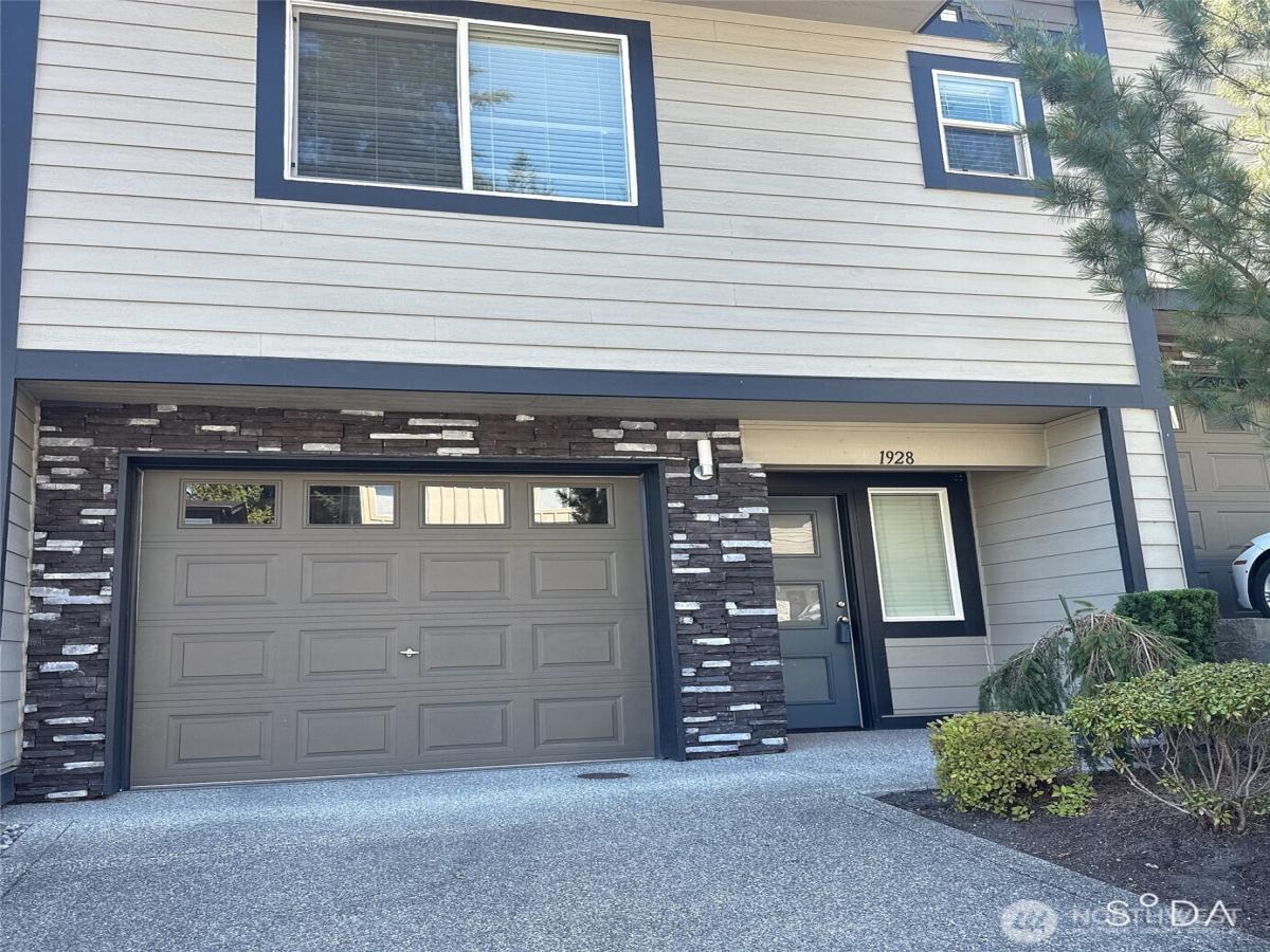 MLS #NWM2416247 image #0