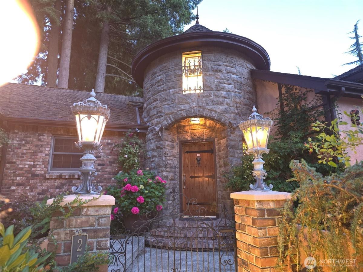 MLS #NWM2416346 image #0