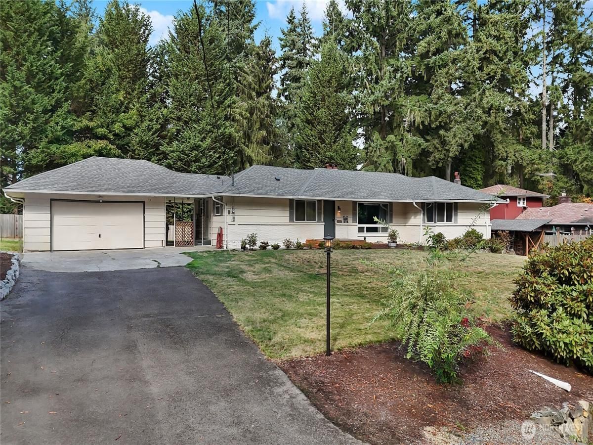 MLS #NWM2416858 image #0