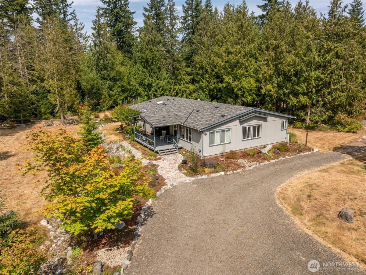 MLS #NWM2416966 image #0