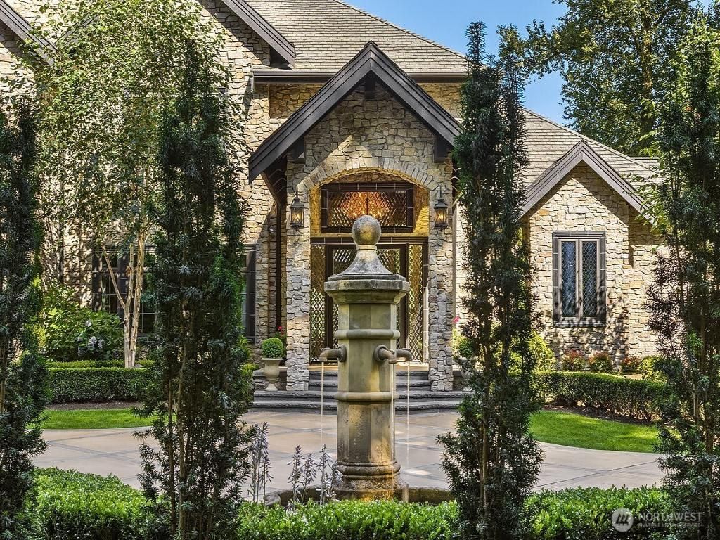 MLS #NWM2417164 image #0