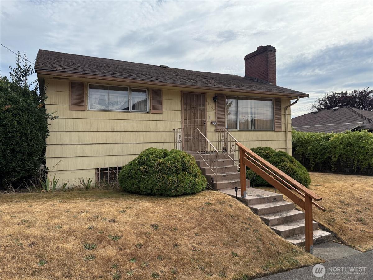 MLS #NWM2417269 image #0