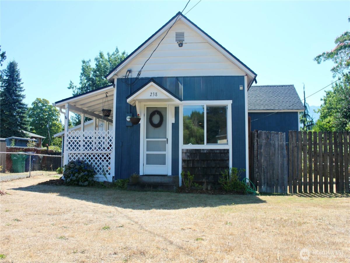 MLS #NWM2417343 image #0