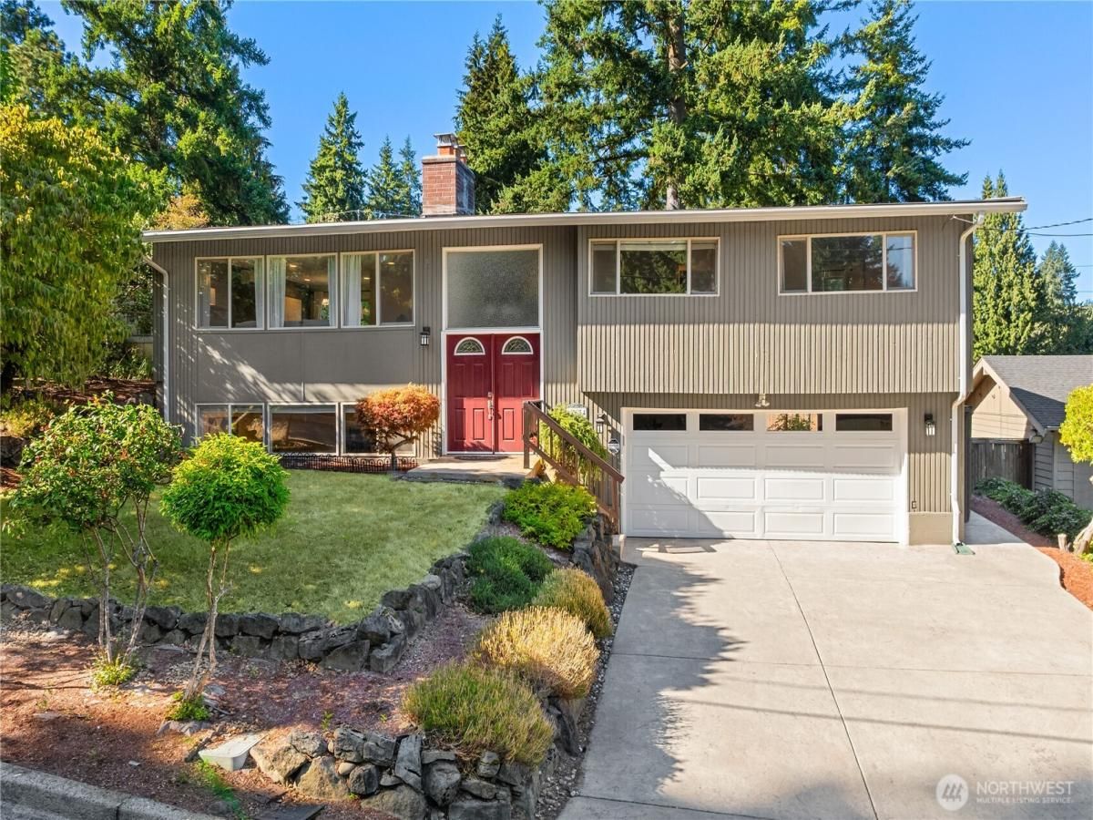 MLS #NWM2417345 image #0