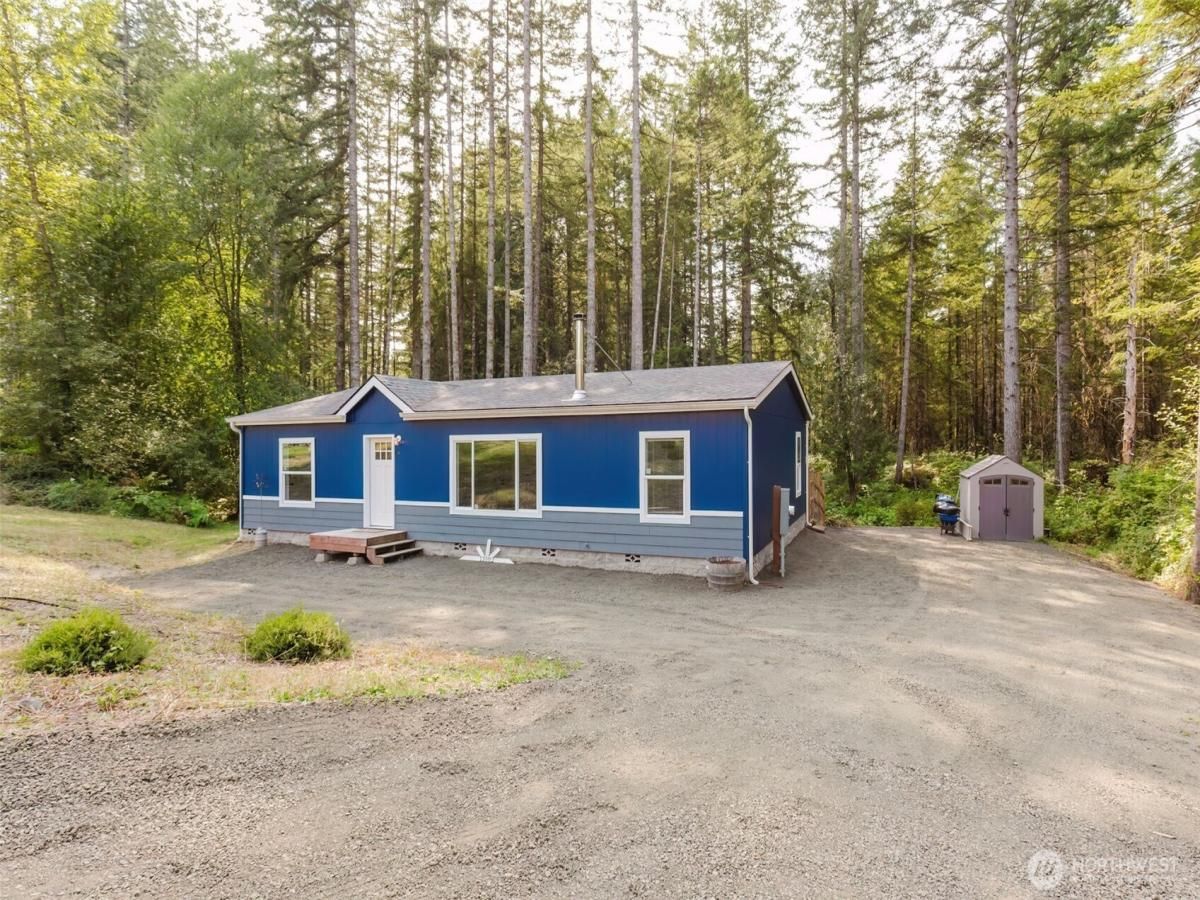 MLS #NWM2417370 image #0