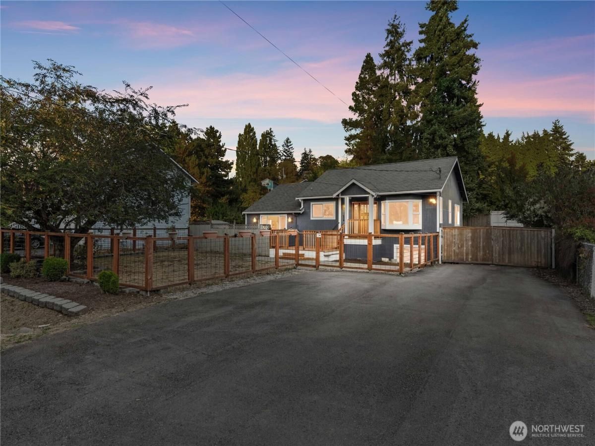 MLS #NWM2417460 image #0